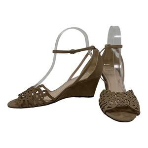 Klub Nico Beige “Kingston” Ankle Strap Wedge Sandals size 7M